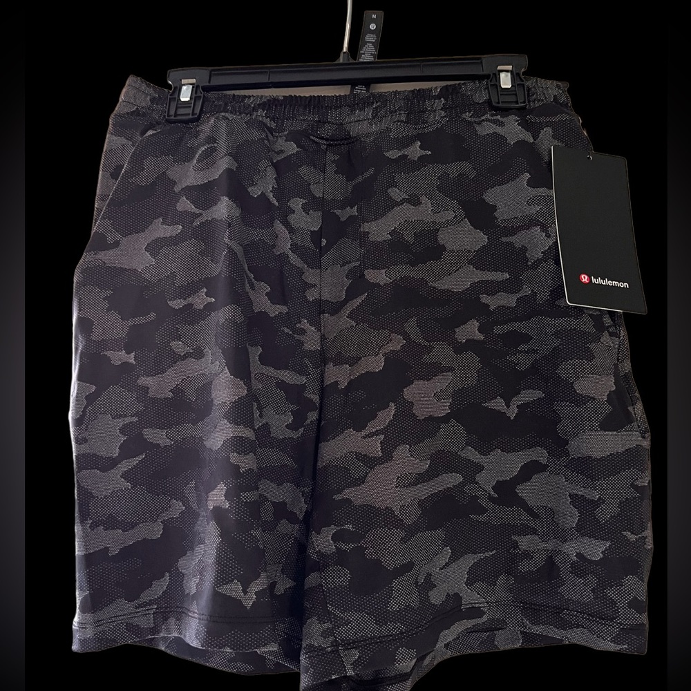 Men’s lululemon Shorts. NWT